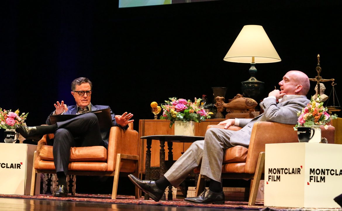 Stephen Colbert e Paul Giamatti no NJPAC na sexta-feira. 