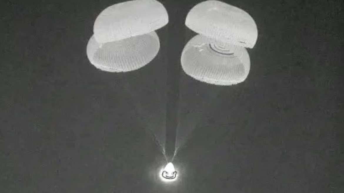 A cápsula Crew Dragon transportando quatro astronautas retorna à Terra em 15 de setembro após uma missão de cinco dias em órbita • Espaço X