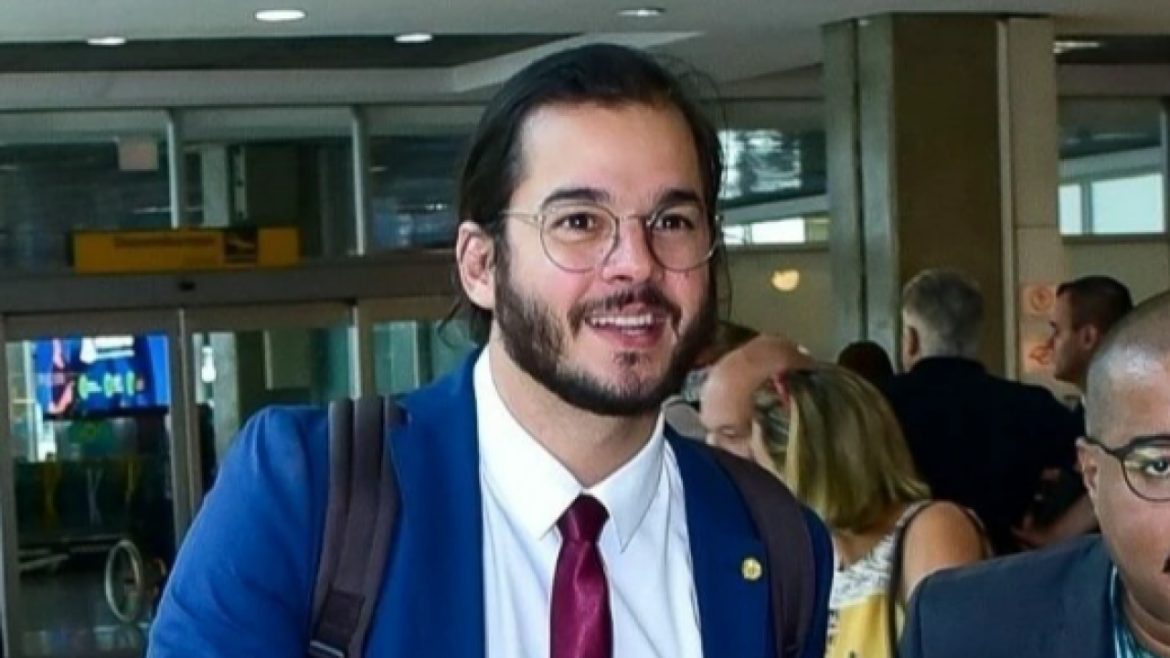 Túlio Gadêlha Foto: Marcelo Sa Barreto/AgNews