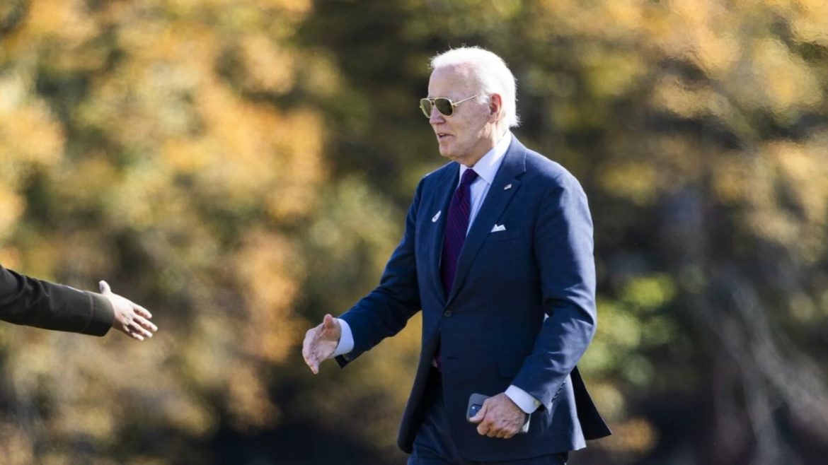 Foto: EFE/EPA/JIM LO SCALZO / POOL