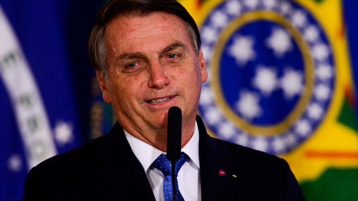MICROSOFT BING Bolsonaro foi convidado para participar da posse de Trump no último dia 8. (Foto: Alan Santos/