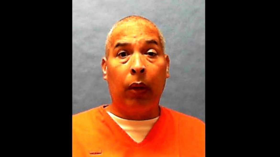 Prison mugshot of Michael Bernard Bell